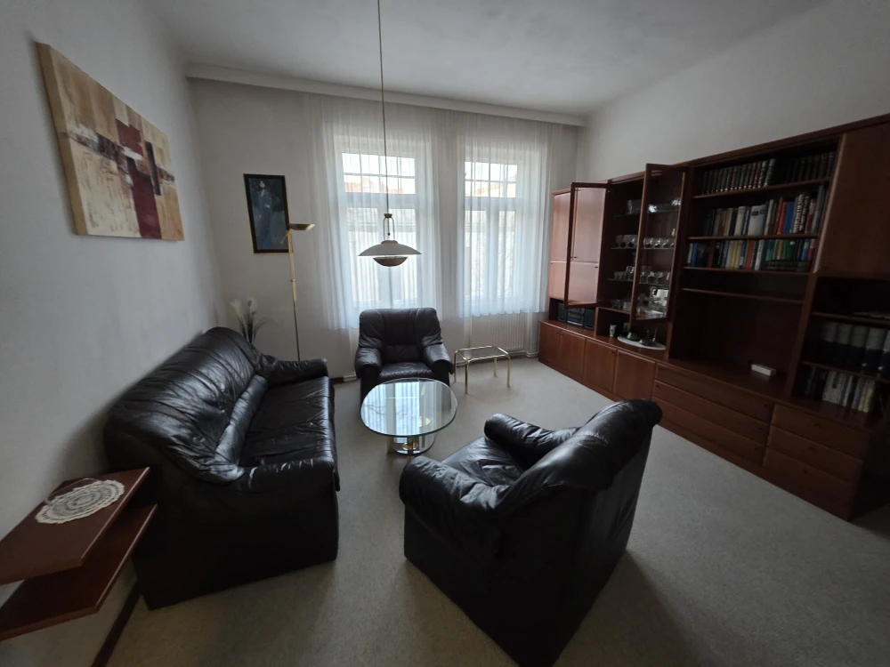 Entrümpelung Wiener Neustadt, 2700