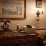 Verlassenschaft-wien-typische Altbauwohnung, Biedermeierkommode, ein Gemälde und eine Uhr